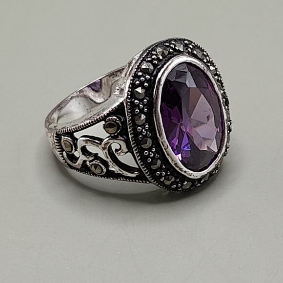 Vintage Purple Crystal Ring Marcasite 925 Sterling Size 8.25 main image 12